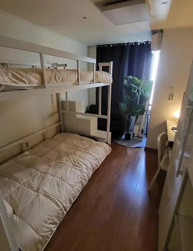 Cozy Gangnam District, Two Bed, High Floor
